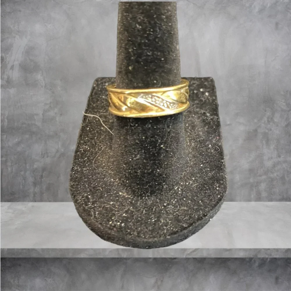 WEDDING RING -- 925 SS, Gold Toned w/Swirl Design, Inscription Inside, No Gender